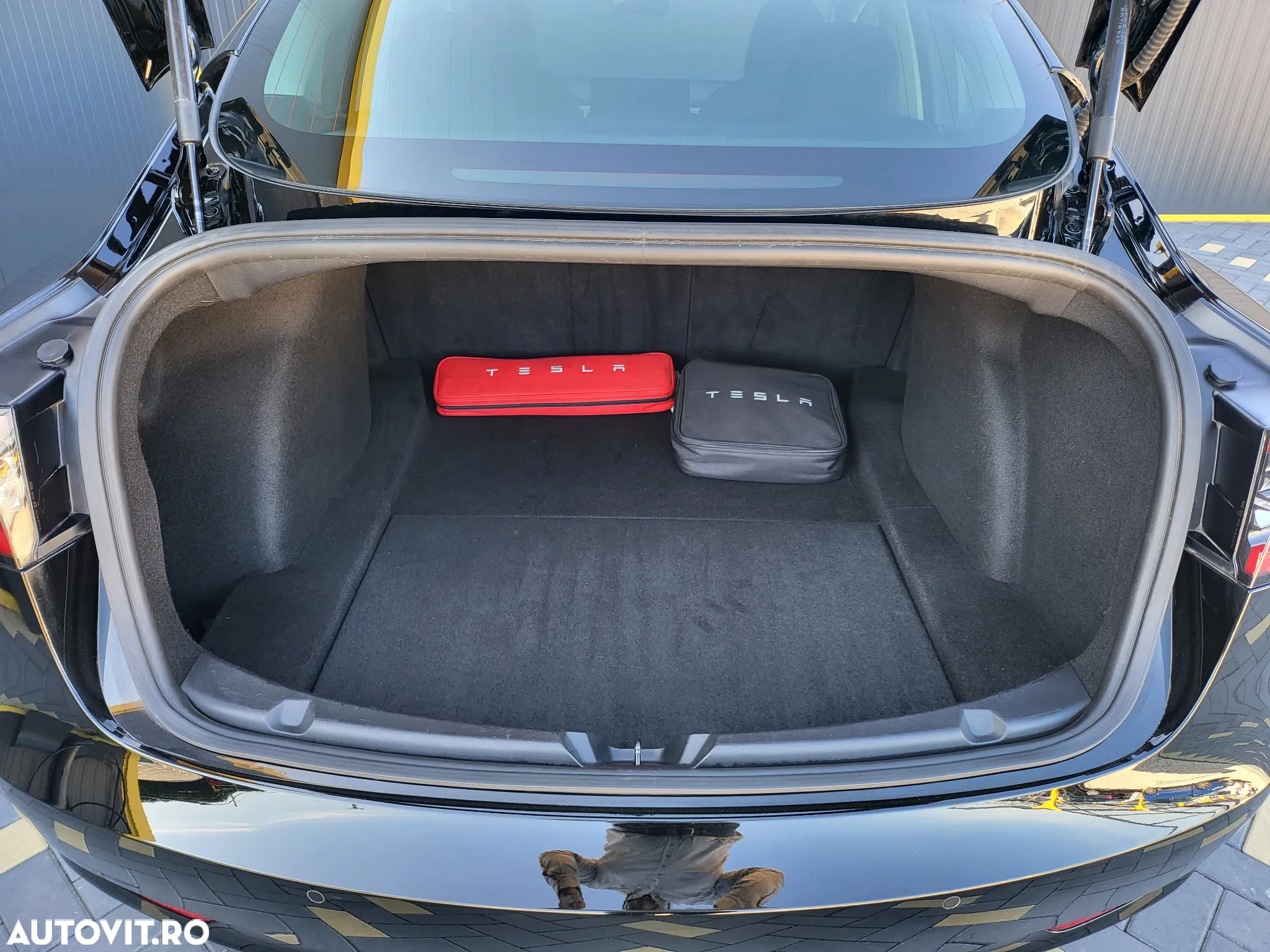 Tesla Model 3 Langstreckenbatterie Allradantrieb Dual Motor - 19