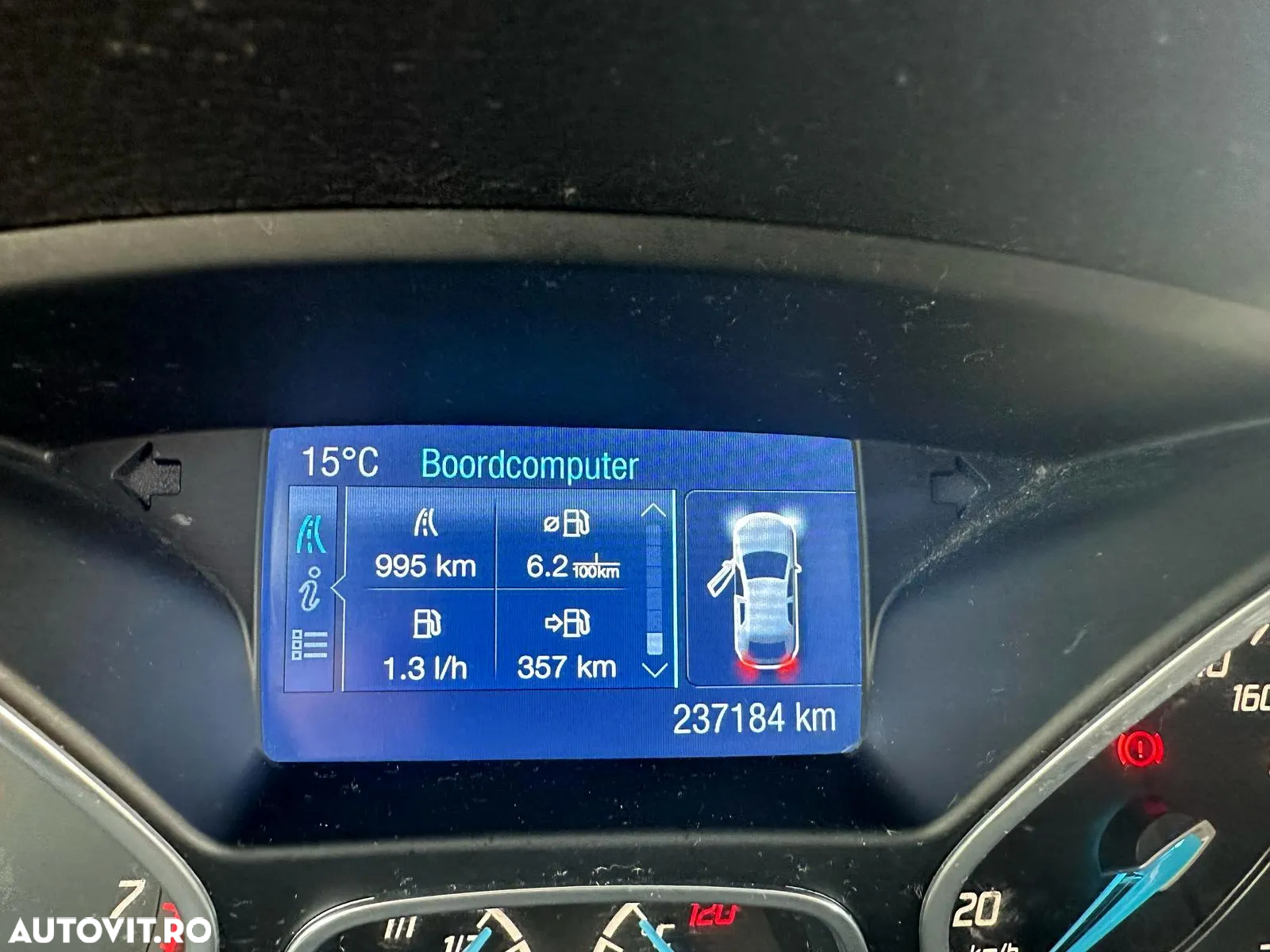 Ford Focus 1.0 EcoBoost 99g Start-Stopp-System Business Edition - 4