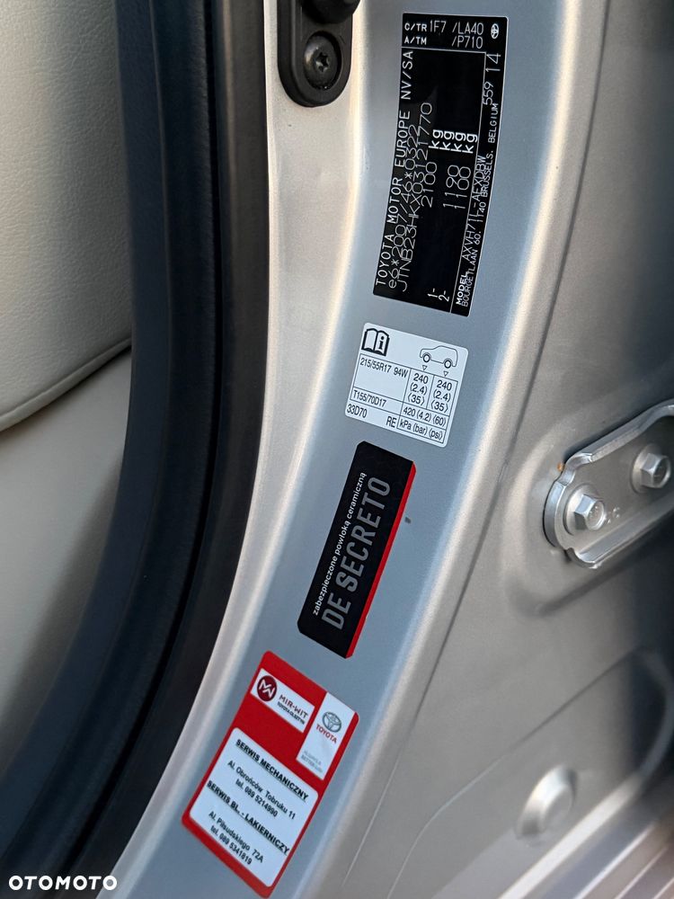 Toyota Camry 2.5 Hybrid Prestige CVT - 18