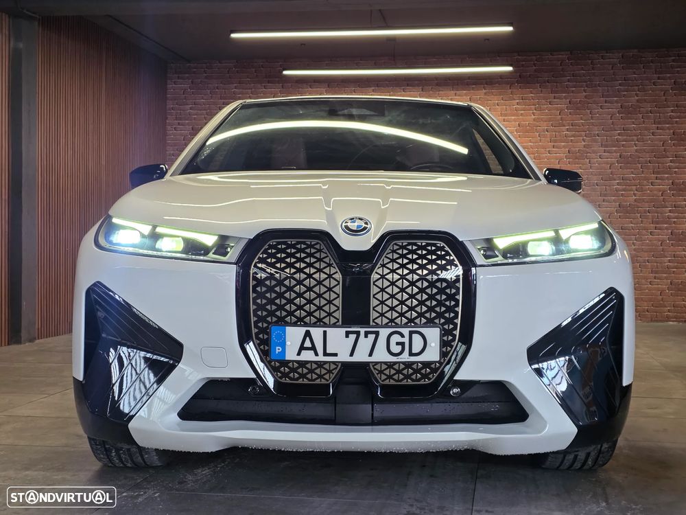 BMW iX xDrive 40 Pack Desportivo - 54