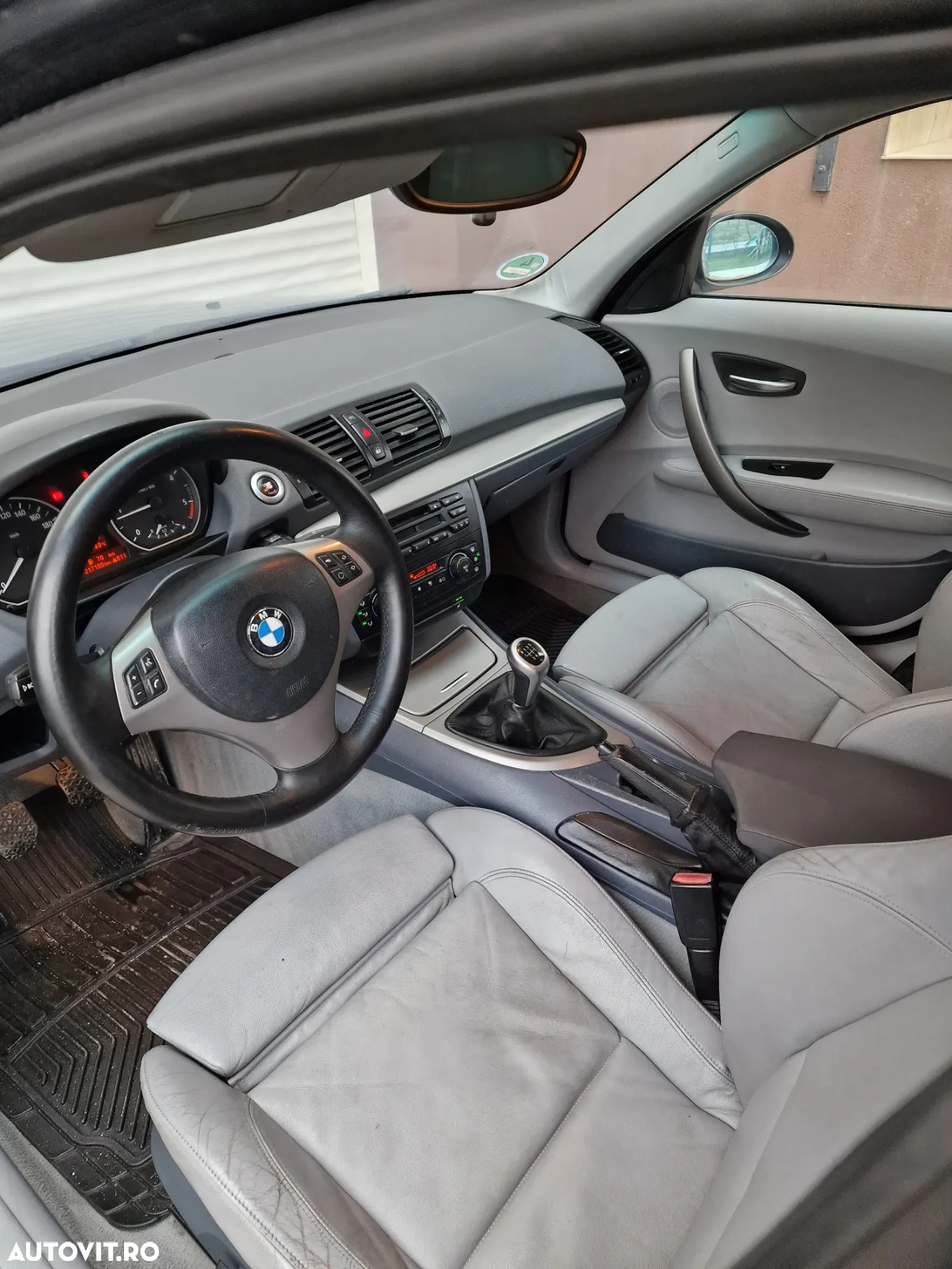 BMW Seria 1 118d - 16