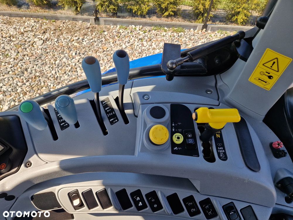 New Holland T7.200 - 12