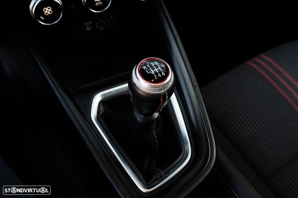 Renault Clio 1.5 Blue dCi RS Line - 21