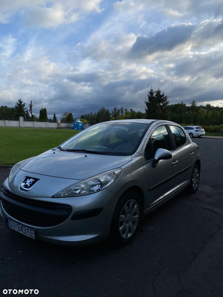 Peugeot 207 - 4
