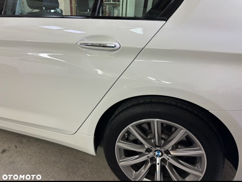 BMW Seria 5 530i xDrive Sport Line sport - 12