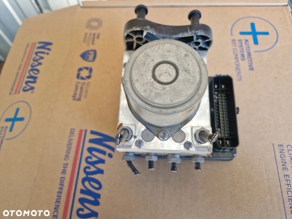 Mercedes W205lift pompa ABS A2059005744 - 1