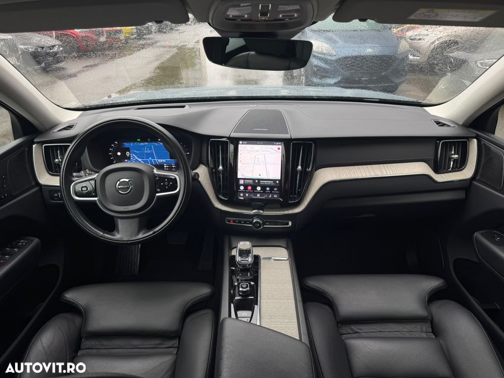 Volvo XC 60 Recharge T6 Twin Engine eAWD Inscription Expression - 11