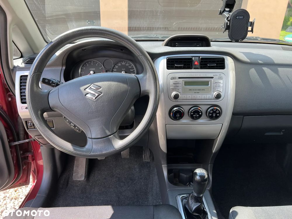Suzuki Liana 1.6 Comfort - 8