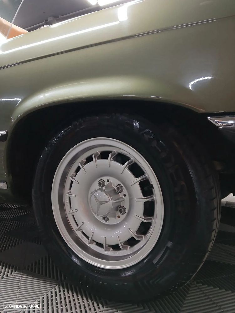 Mercedes-Benz SL 280 - 18
