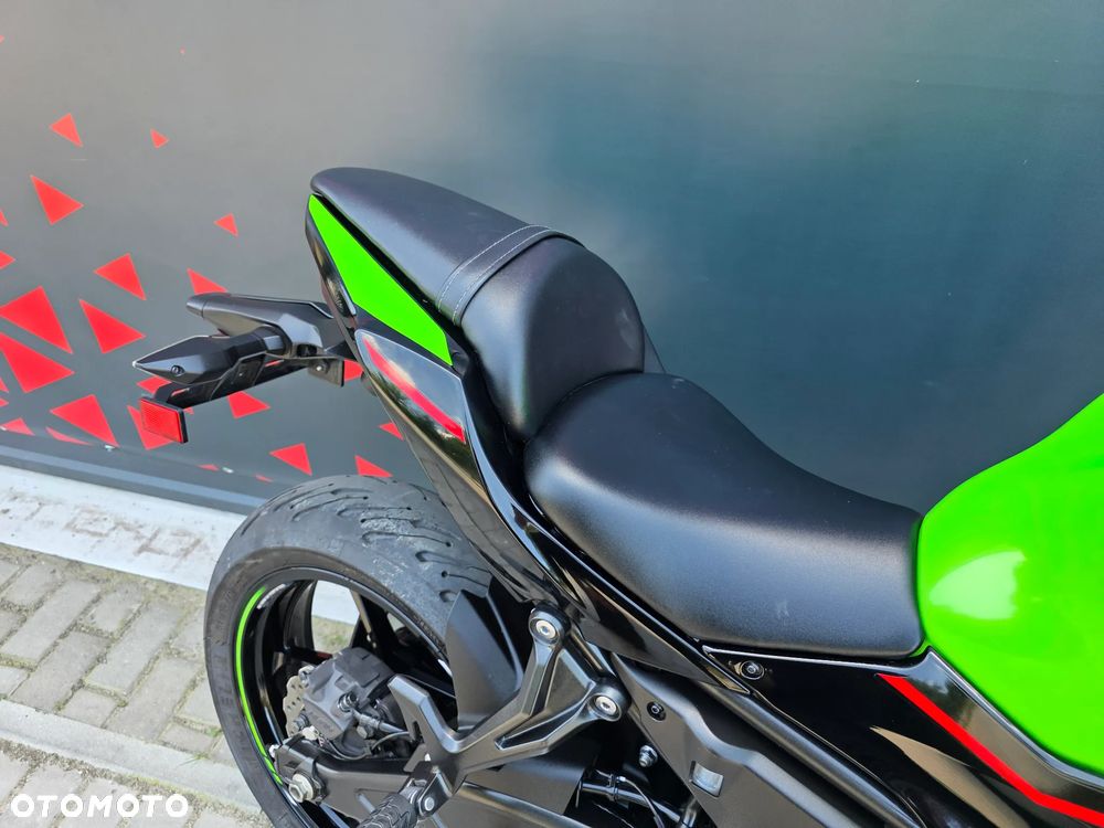 Kawasaki Ninja - 22