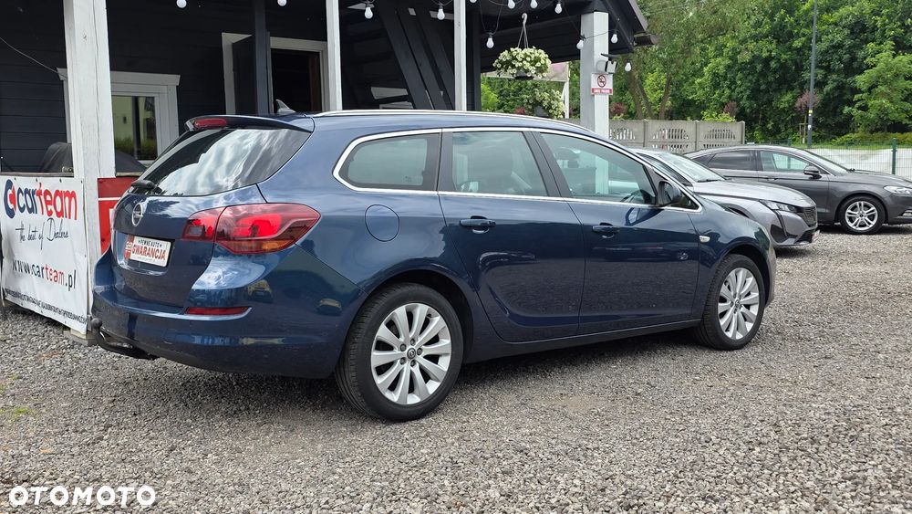 Opel Astra 1.4 T Cosmo - 3