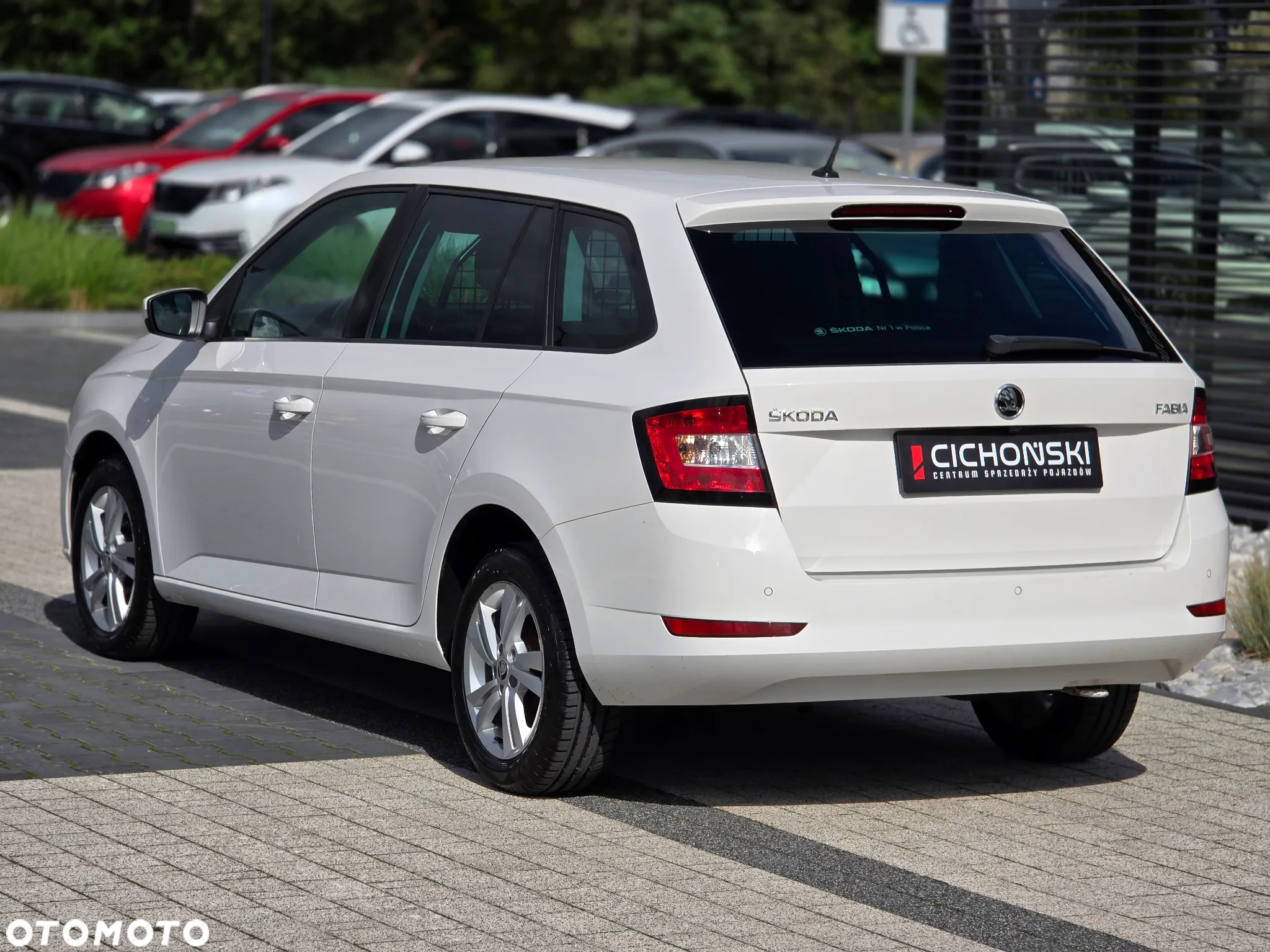 Skoda Fabia 1.0 Ambition - 28