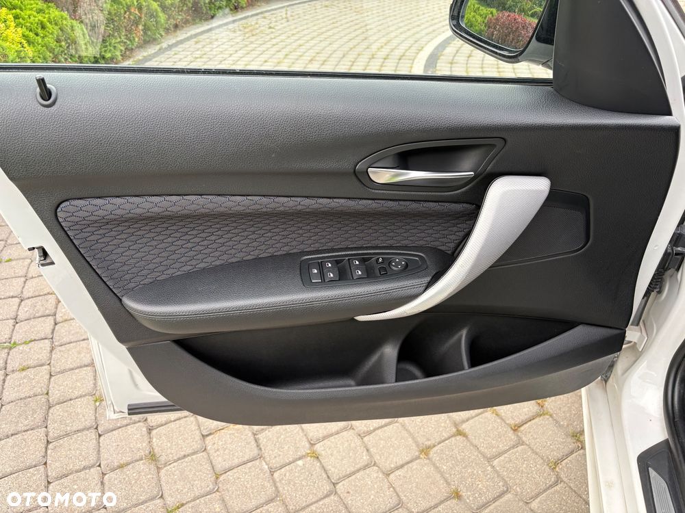 BMW Seria 1 116d Edition M Sport Shadow - 19