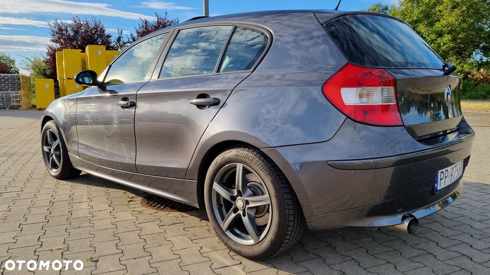BMW Seria 1 - 12