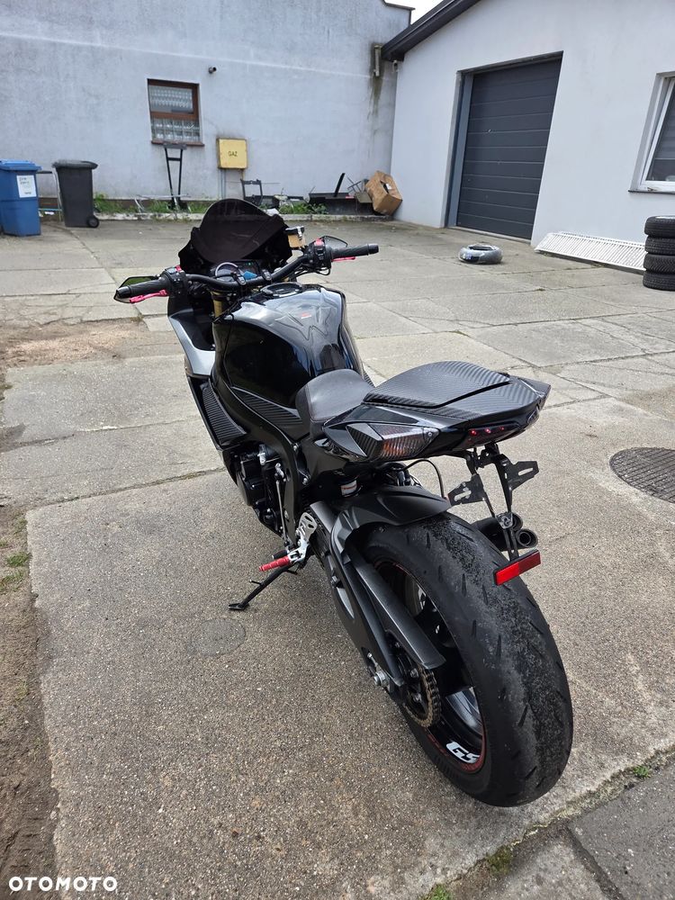 Suzuki GSX-R - 8