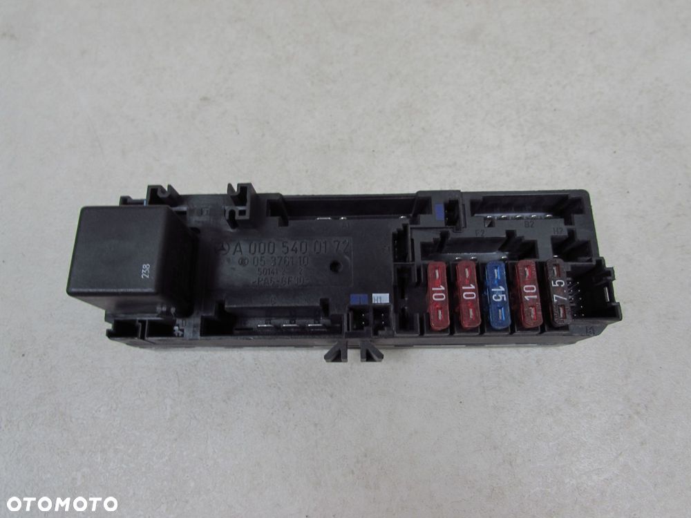 MB MERCEDES W202 W210 E-KLASA 95-03 MODUL STEROWNIK SKRZYNKA BEZPIECZNIKOW A0005400172 - 1