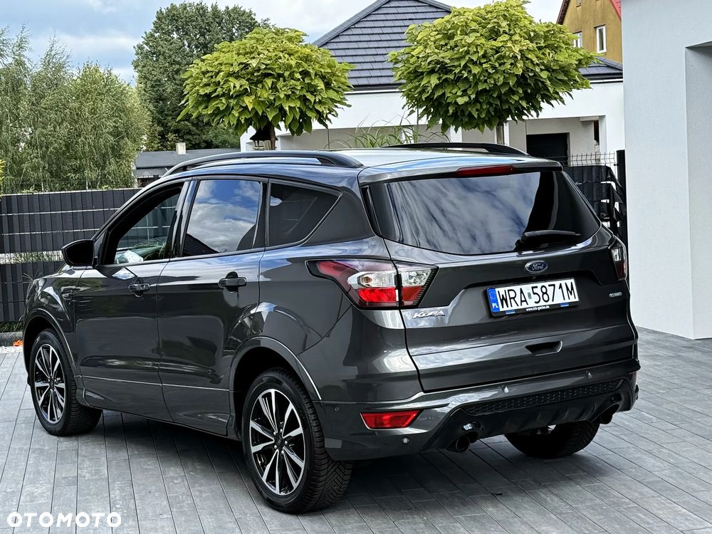 Ford Kuga 1.5 EcoBoost 2x4 ST-Line - 17