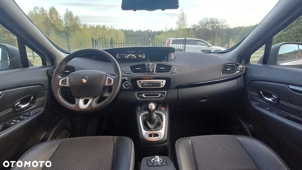 Renault Scenic 1.4 16V TCE Bose Edition - 9