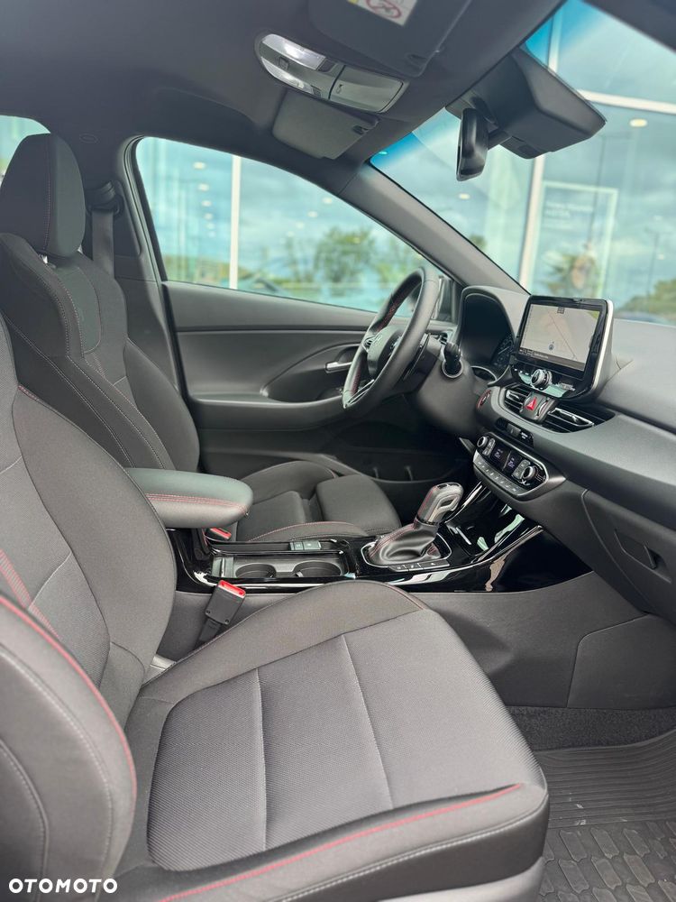 Hyundai i30 1.5 T-GDI 48V Modern DCT - 10