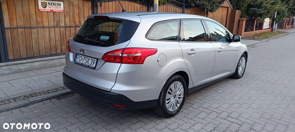 Ford Focus 1.5 TDCi SYNC Edition - 4