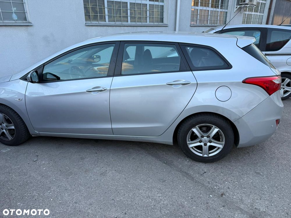 Hyundai i30 1.6 CRDi Classic - 5