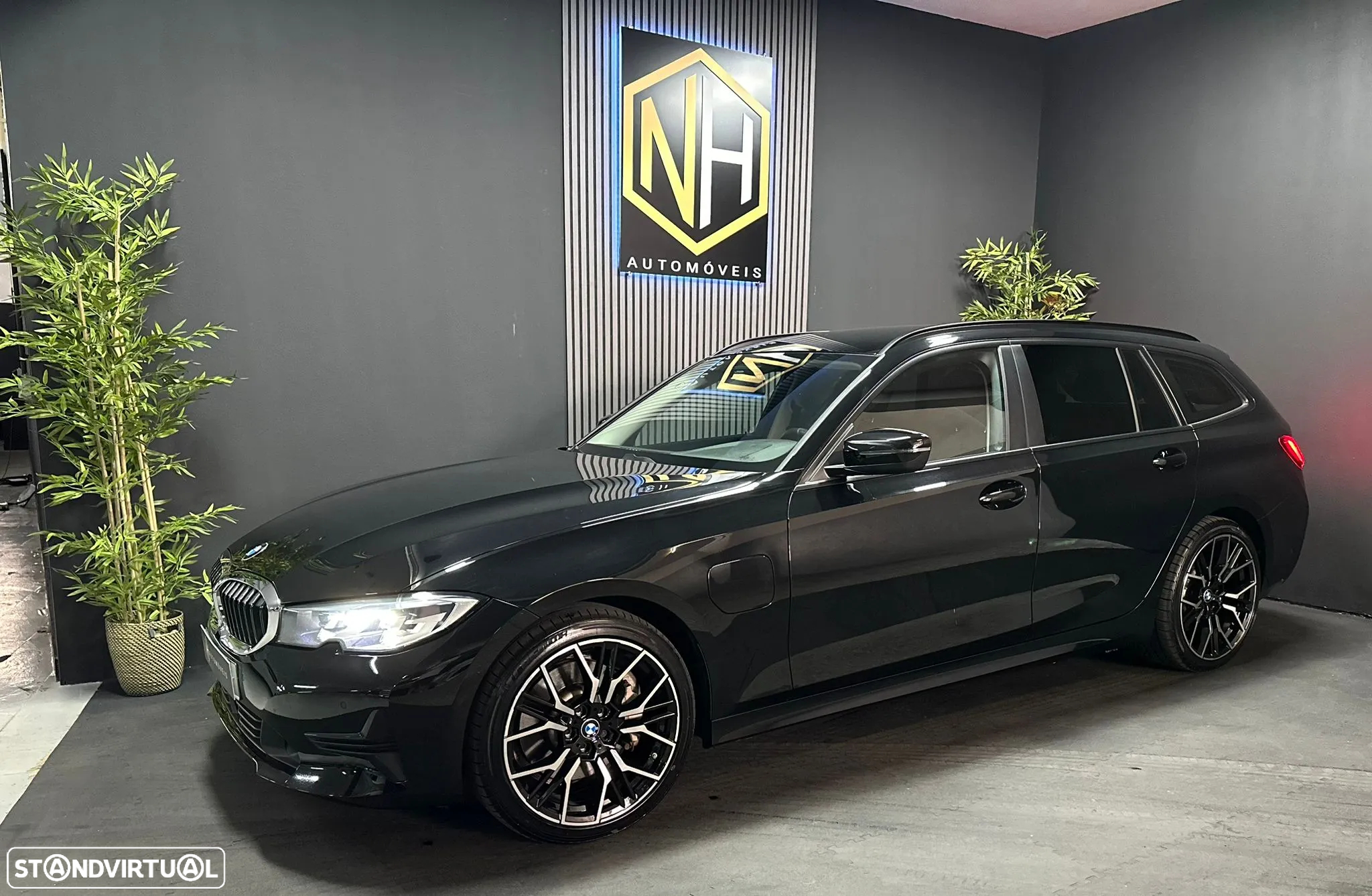 BMW 330 e Touring Line Sport Auto - 2