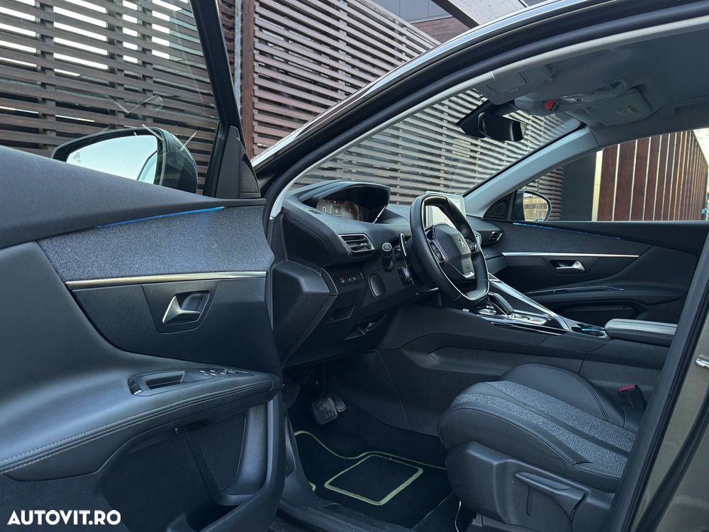 Peugeot 3008 225 e-EAT8 GT Pack - 11