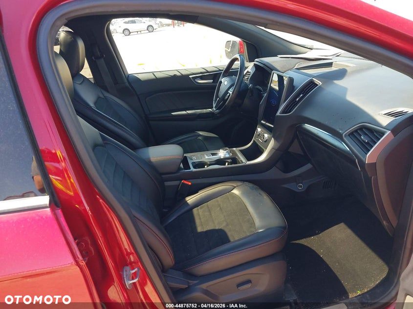 Ford Edge - 10