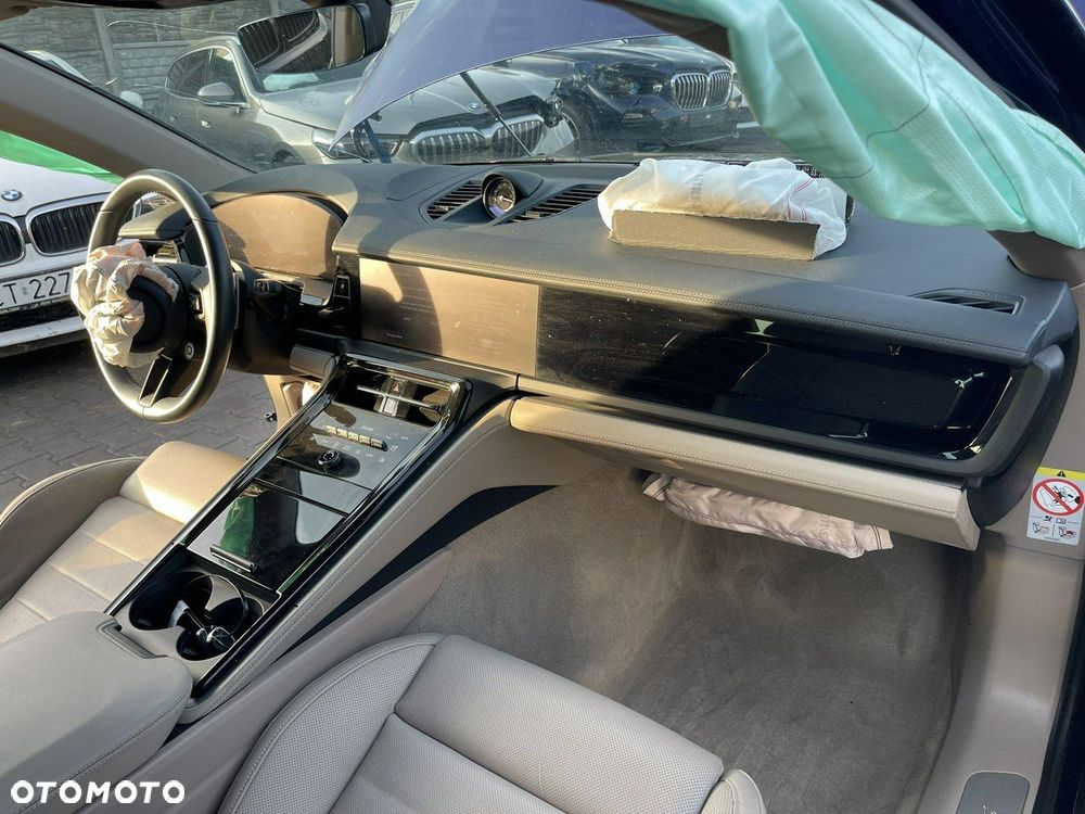 Porsche Panamera 4 - 14