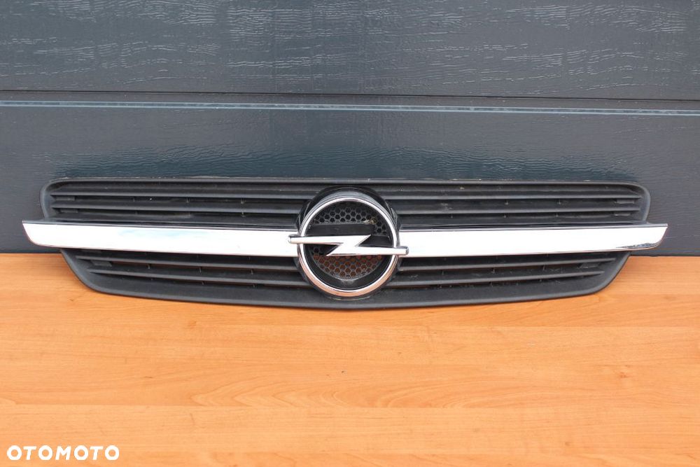 ATRAPA GRILL OPEL MERIVA A PRZED LIFTEM EUROPA - 1