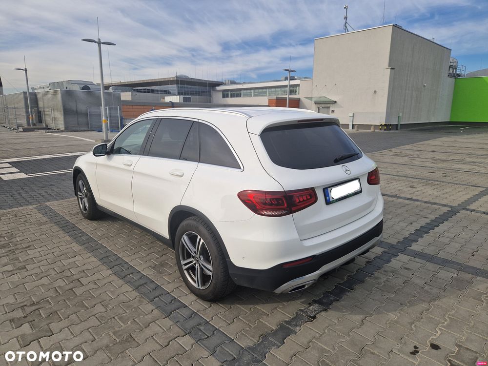 Mercedes-Benz GLC 200 d 4-Matic Business Edition - 4