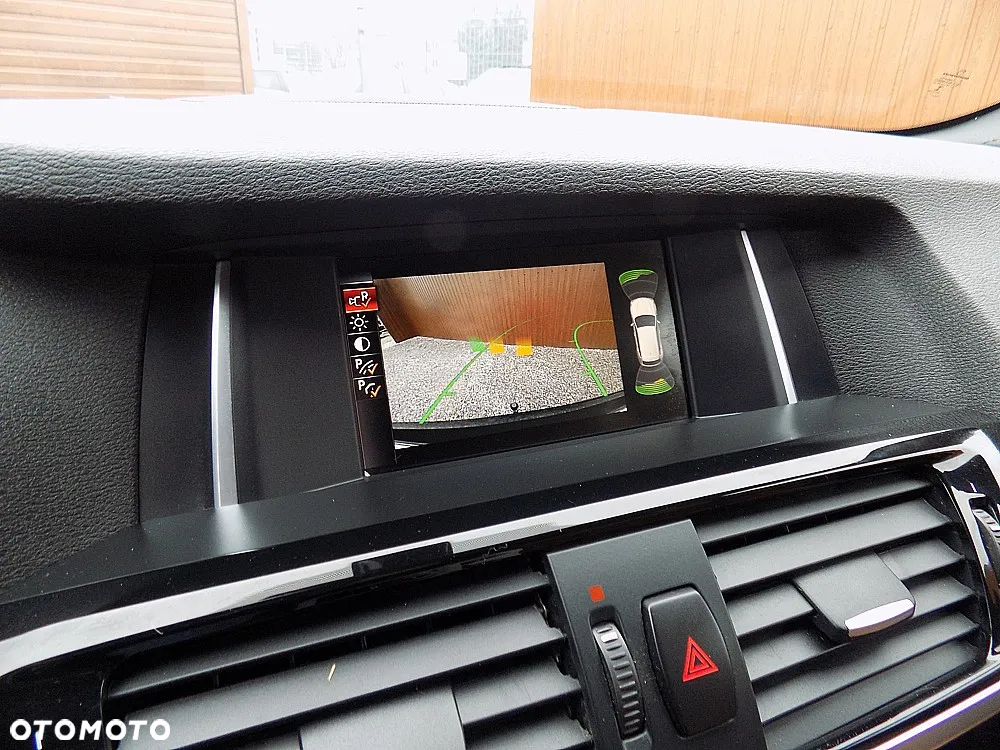 BMW X3 sDrive18d - 21
