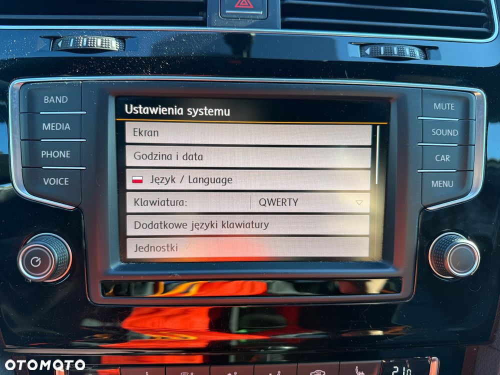 Volkswagen Golf - 17