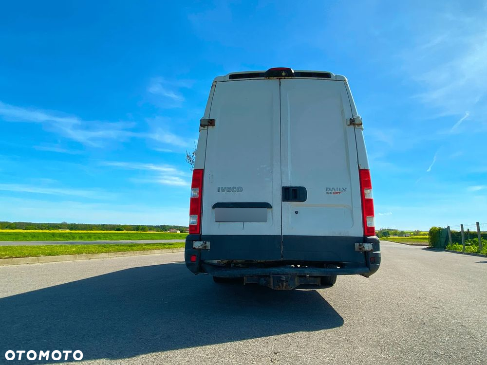 Iveco DAILY - 28