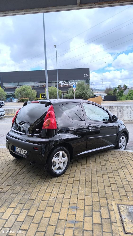 Peugeot 107 1.0 Sportium - 4