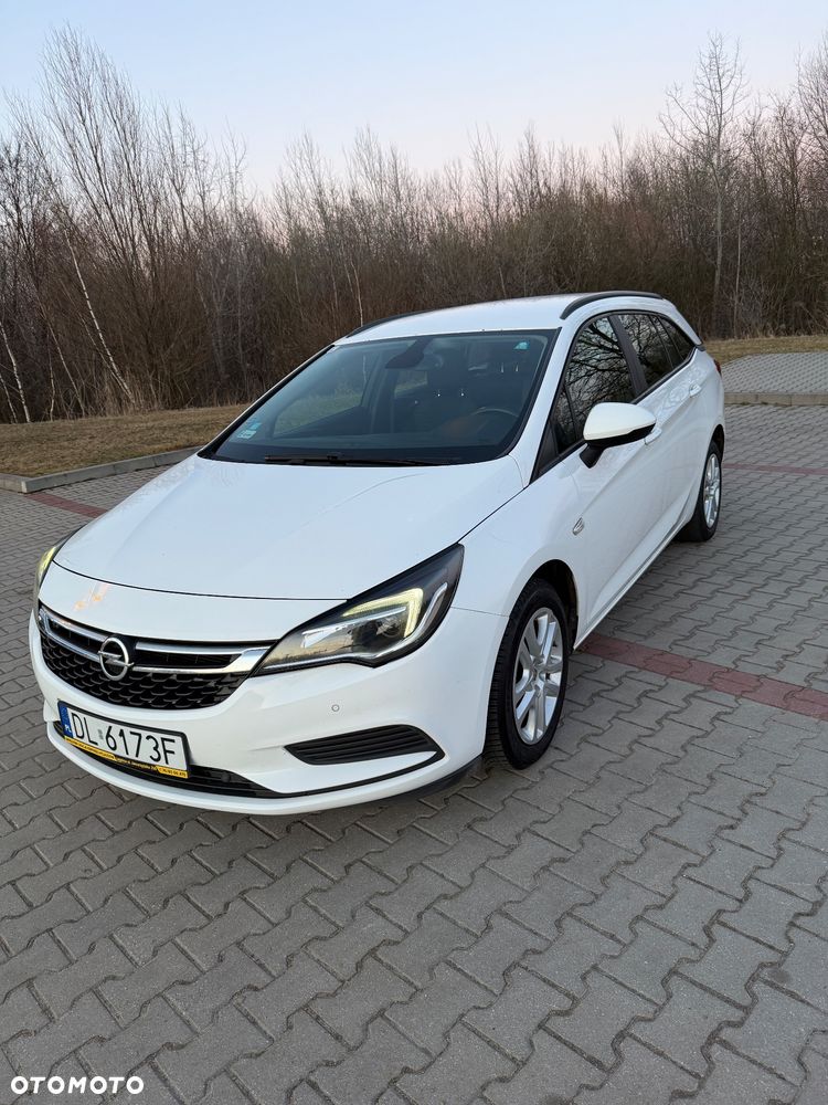 Opel Astra 1.6 CDTI Sport - 3