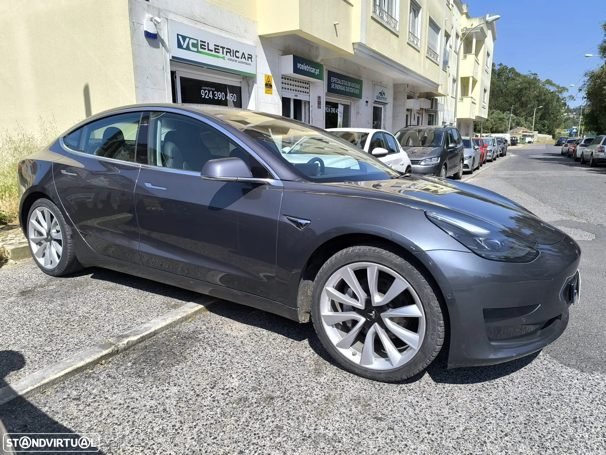 Tesla Model 3 Long Range AWD Dual Motor - 17