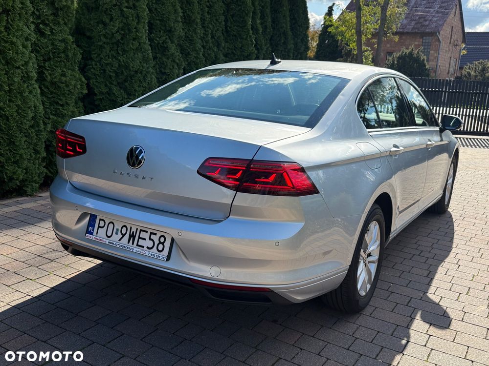 Volkswagen Passat 2.0 TDI EVO Business - 33