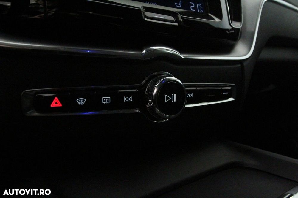 Volvo XC 60 T5 AWD Inscription - 16