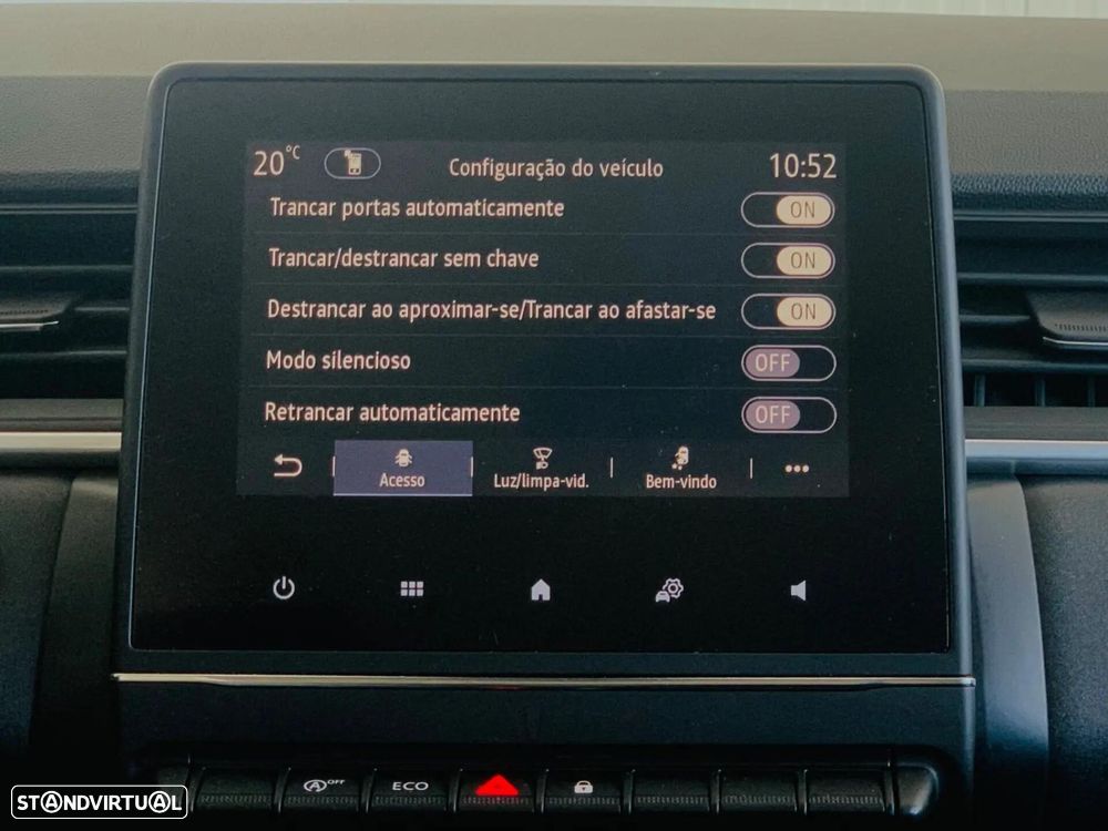 Renault Captur - 23
