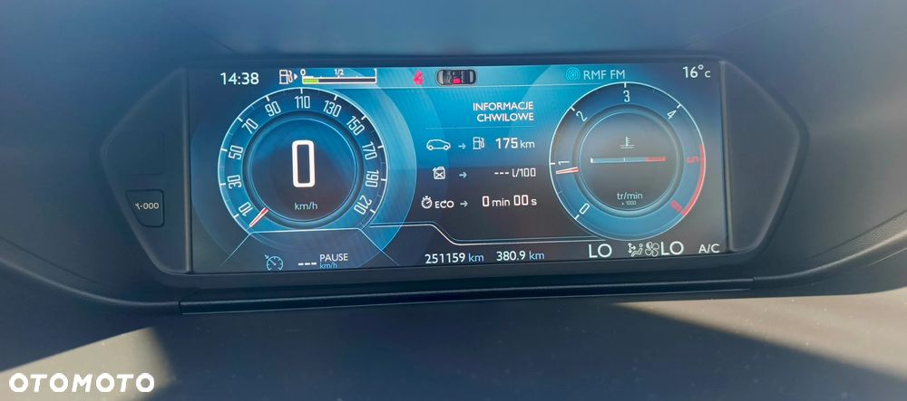 Citroën C4 Picasso BlueHDi 120 Exclusive - 12