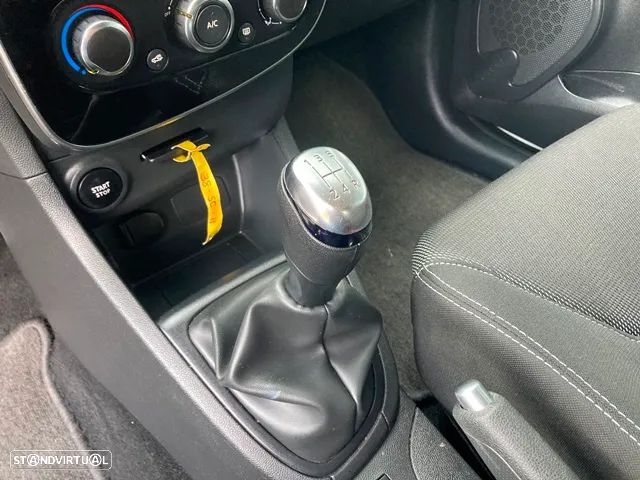 Renault Clio 1.5 dCi Dynamique S - 20