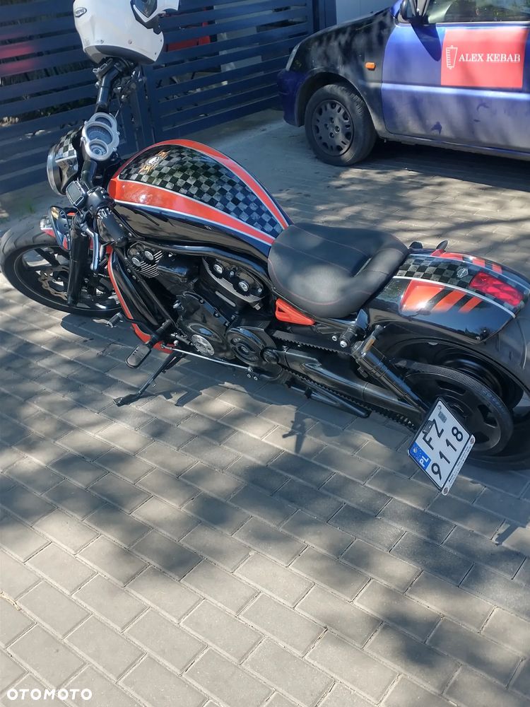 Harley-Davidson V-Rod Muscle - 4