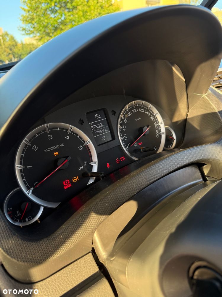 Suzuki Swift - 5
