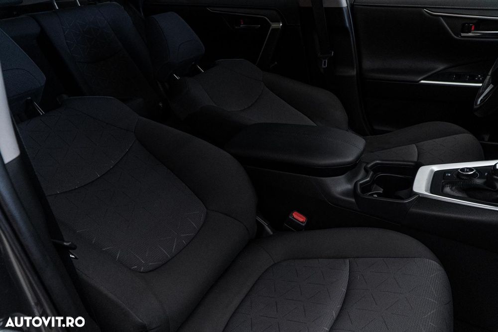 Toyota RAV4 2.5 VVT-iE 4x4 Luxury - 40