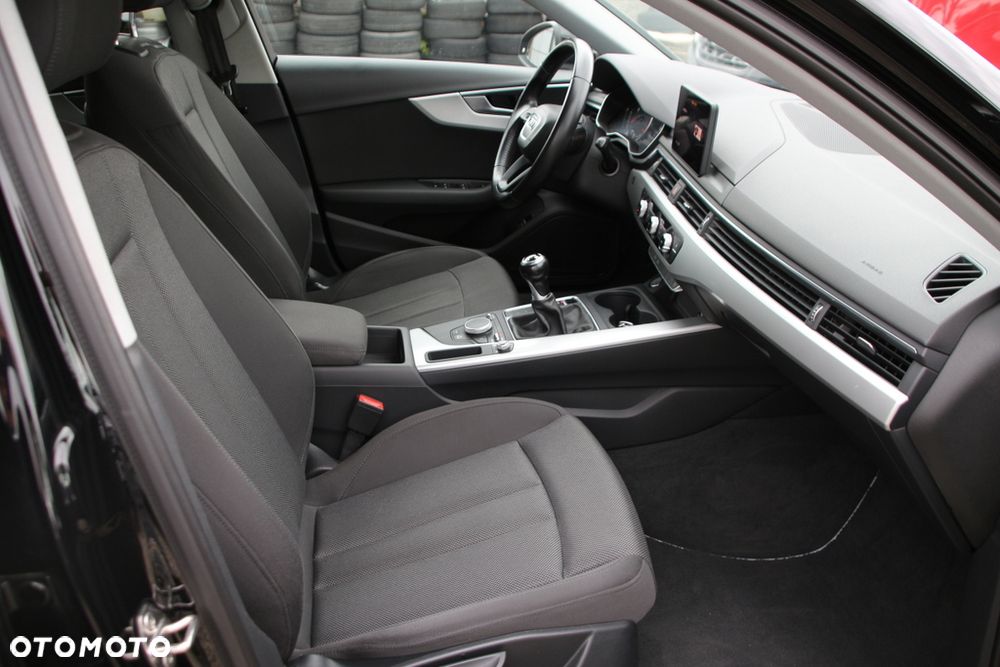 Audi A4 Avant 2.0 TDI Sport - 21