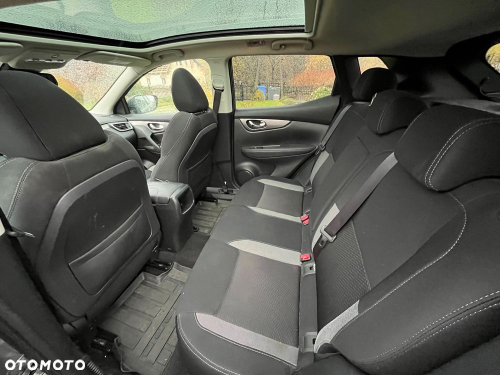 Nissan Qashqai 1.5 dCi N-CONNECTA - 10