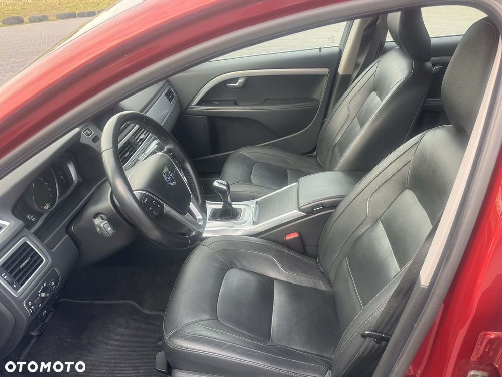 Volvo V70 D4 Momentum - 16