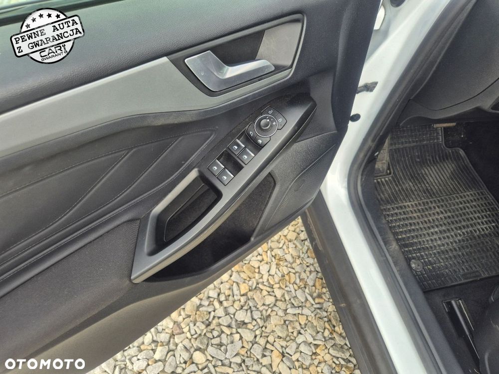 Ford Focus - 15