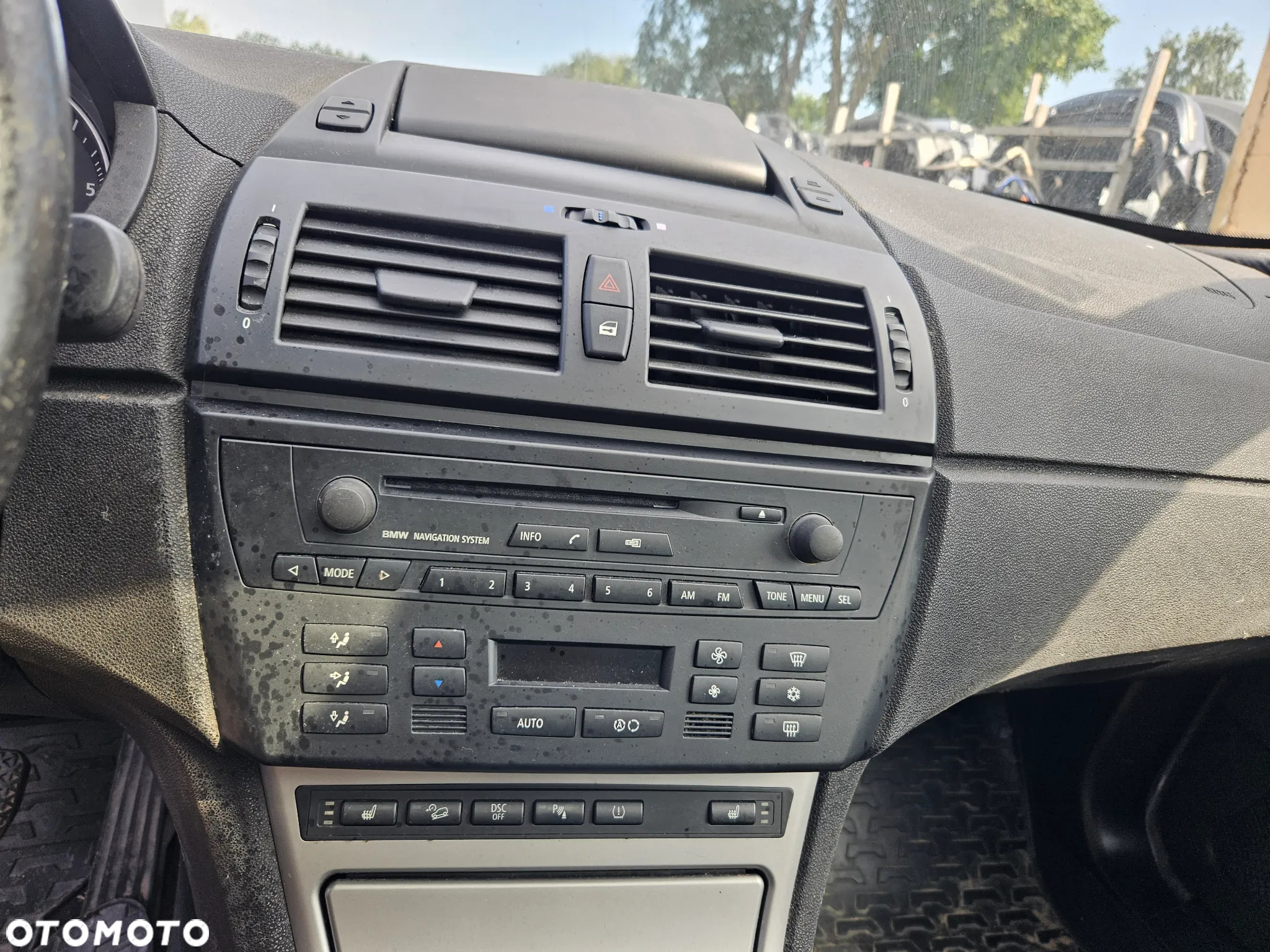 BMW X3 E83 PULPIT DESKA ROZDZIELCZA KONSOLA - 17
